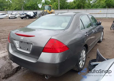 2007 Honda Accord 3.0 Ex z USA, uszkodzony, nr VIN 1HGCM668X7A017198